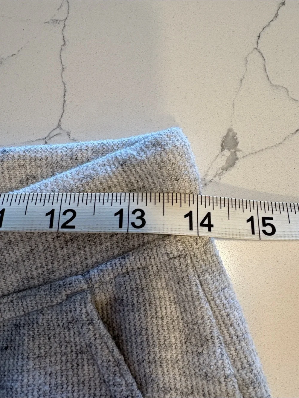 Nike Athletic Therma Tapered Joggers ~ Small ~ Heathered Grey